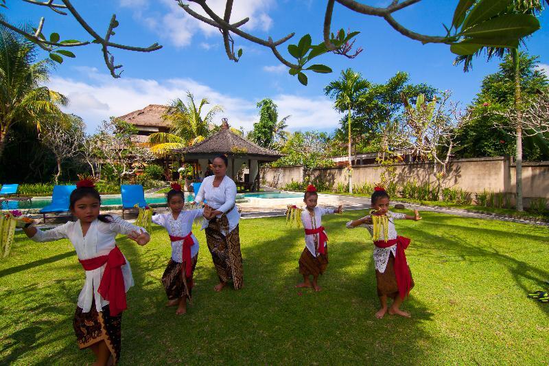Agung Raka Villa Ubud Buitenkant foto